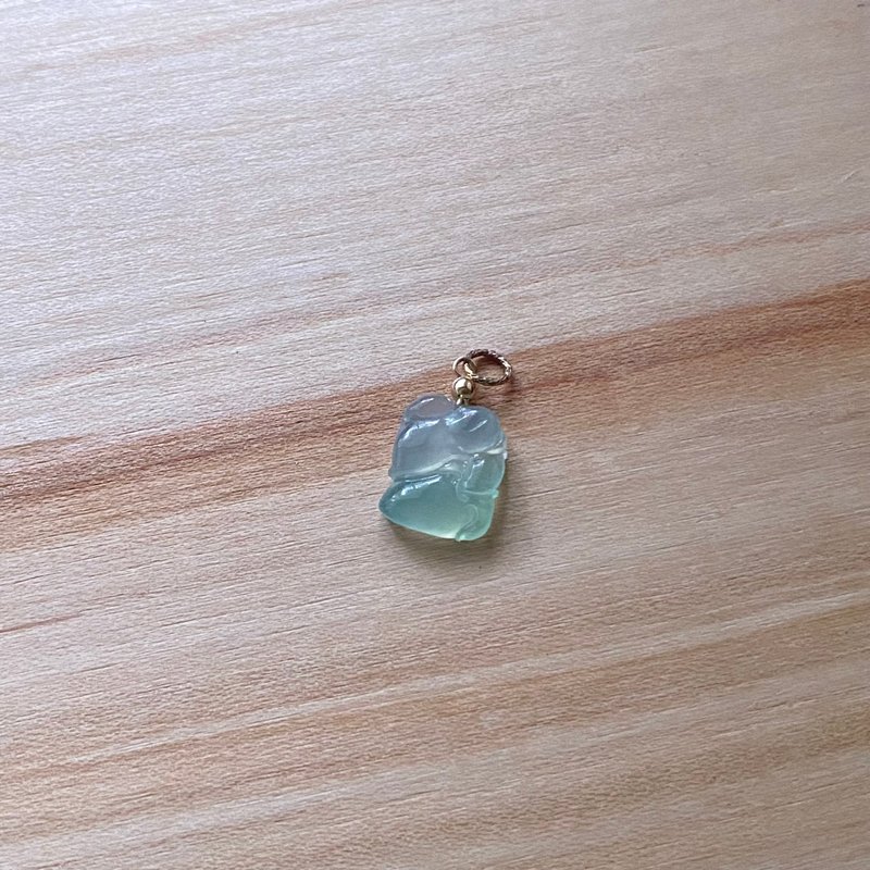 拈翠-天然緬甸翡翠A貨-高冰雙色巧雕兔兔胡蘿蔔墜14kgf - 項鍊 - 玉石 綠色