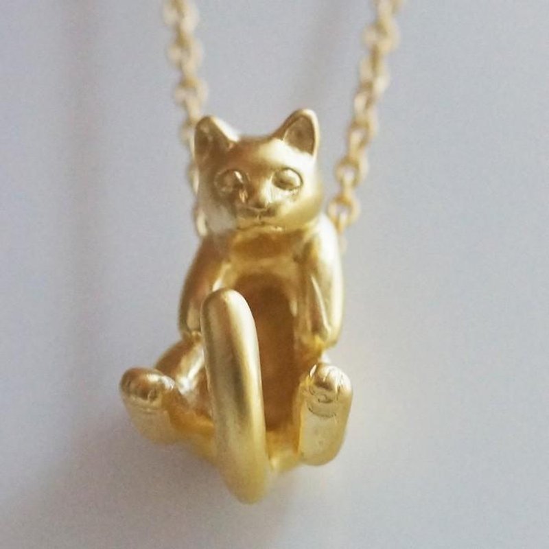 Gris and Ratu's Cat Pendant Latu Matte Gold - Necklaces - Other Metals Gold