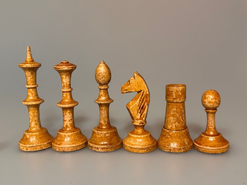 One of the rarest chess sets from USSR - 桌遊/卡牌 - 木頭 