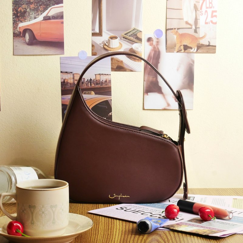 單肩包 KissMe Shoulder Bag - Choco Brown 巧克力棕 - 側背包/斜背包 - 真皮 咖啡色