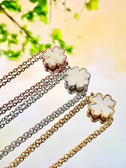14K Gold & Green Enamel Four-leaf Clover Bracelet, Dainty Stacking Bracelet, Gift for Her, Minimalist Jewelry, Cable Chain, Good Luck