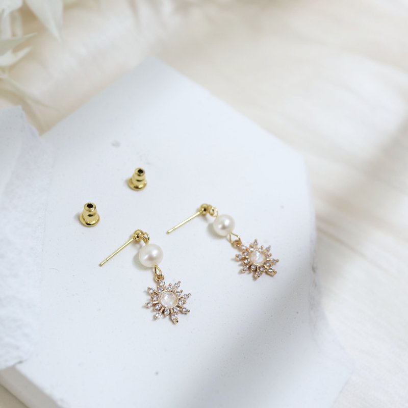 Natural Stone Earrings One Pearl and Snowflake Stone - Earrings & Clip-ons - Pearl White