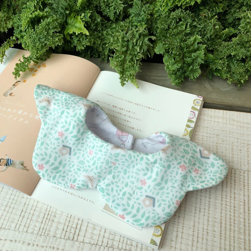 Green grass bird short house double yarn handmade bib saliva towel made in Korea - Bibs - Cotton & Hemp 