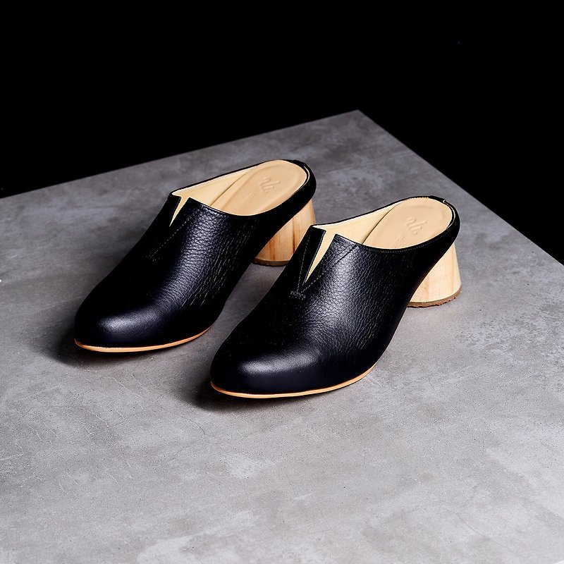Black - Pecan Mule Heels - รองเท้าส้นสูง - หนังแท้ สีดำ