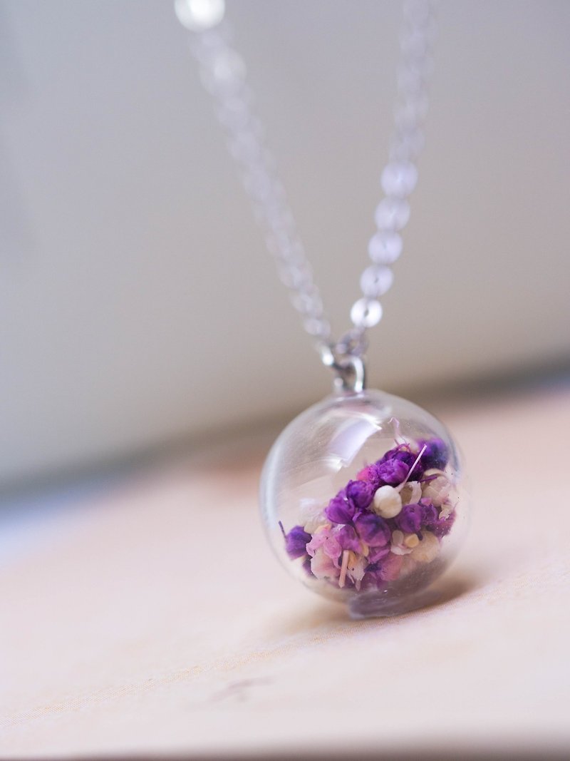 愛家作-OMYWAY 手工制作乾花日本混色紫色滿天星玻璃球頸鏈 - 頸圈項鍊 - 玻璃 白色