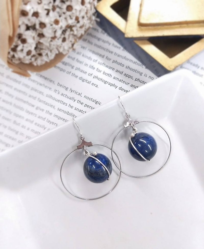 [The only product] lapis lazuli round silver earrings earrings - ต่างหู - หยก สีน้ำเงิน