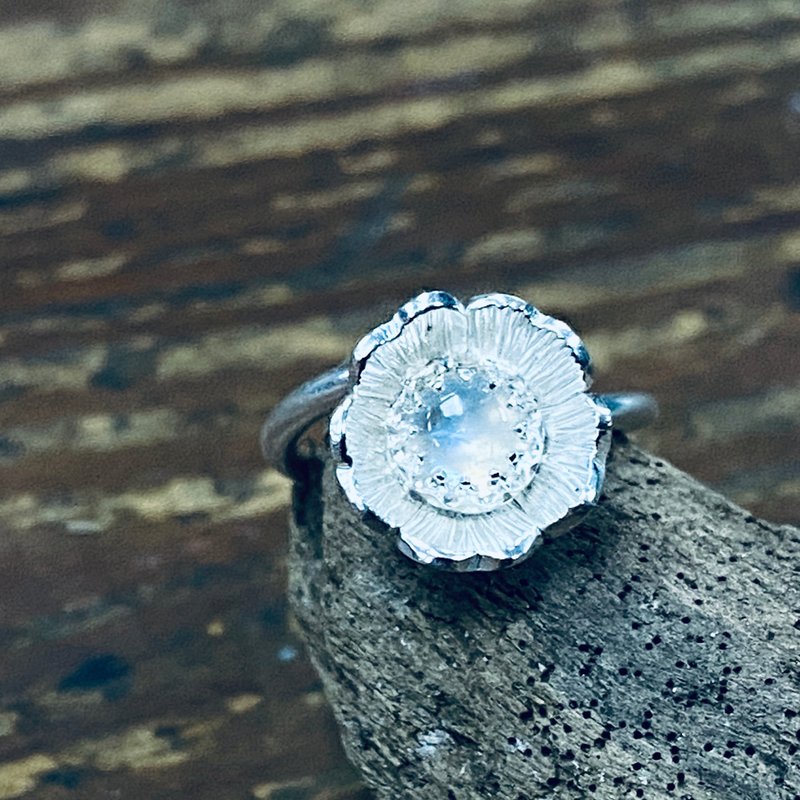 純銀 迷你 杓藥花 花朵 月光石 可調式 戒指 S386 - 戒指 - 純銀 銀色