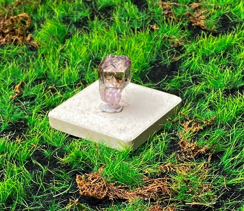 能量擺飾-天然帶彩及彩虹超七水晶原石 招財 智慧 事業 快速出貨 - 擺飾/家飾品 - 水晶 多色