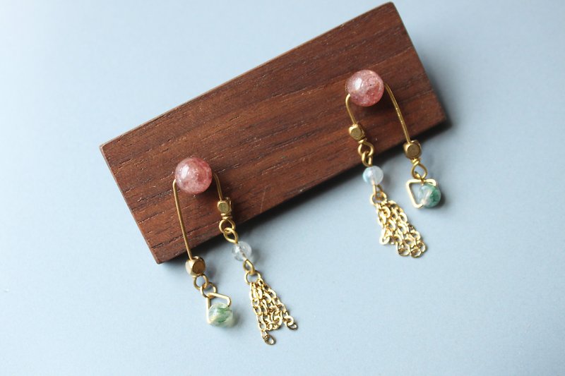 Balance - earring - Earrings & Clip-ons - Stone Pink