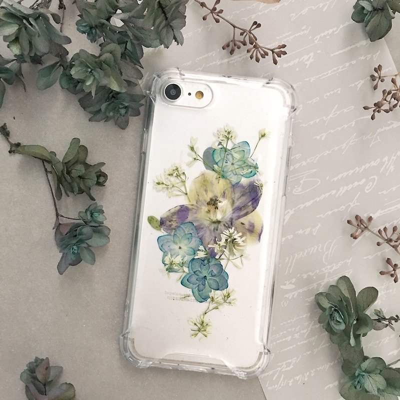 璎珞Molandi color embossed phone case - Phone Cases - Plants & Flowers Purple