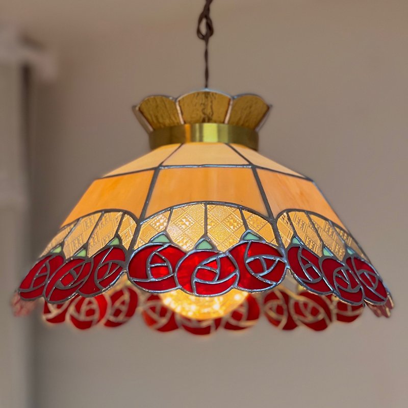Rose Bouquet Lamp - 燈具/燈飾 - 琉璃 紅色
