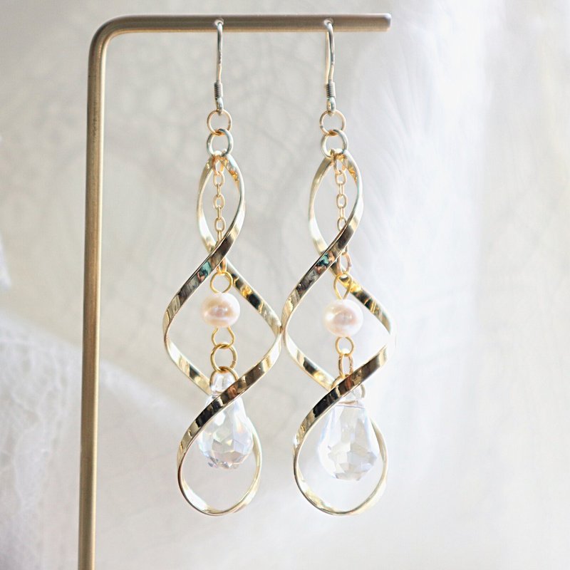 【氣質 | 婚嫁系列】淡水珍珠螺旋扭紋耳環 - 耳環/耳夾/耳骨夾 - 其他金屬 金色