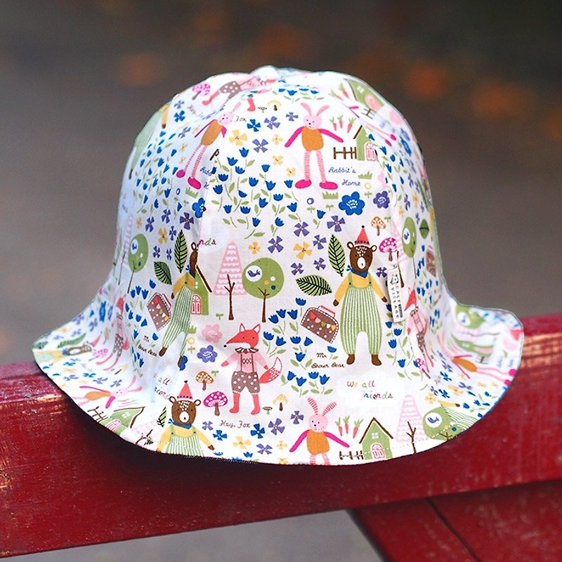 カーフカーフ村村は、女性の帽子を両面手作りキャップ帽子のイラスト動物のキツネウサギクマ} {北欧の森の動物H-87] - 帽子 - その他の素材 ホワイト