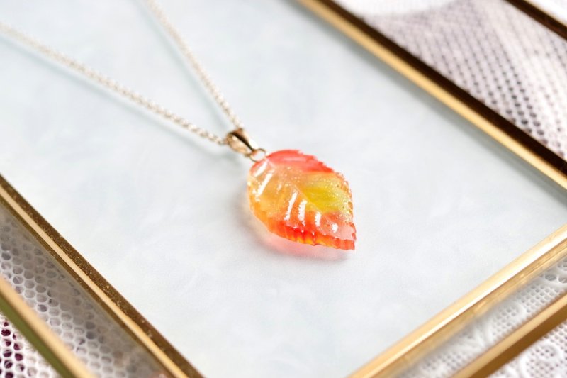 Resin Art Leaf Pendant - Orange - Necklaces - Resin Orange