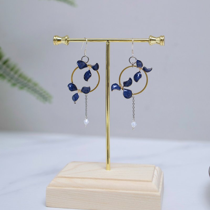 Full moon-blue-UV resin earrings with Swarovski crystals - Earrings & Clip-ons - Resin Blue