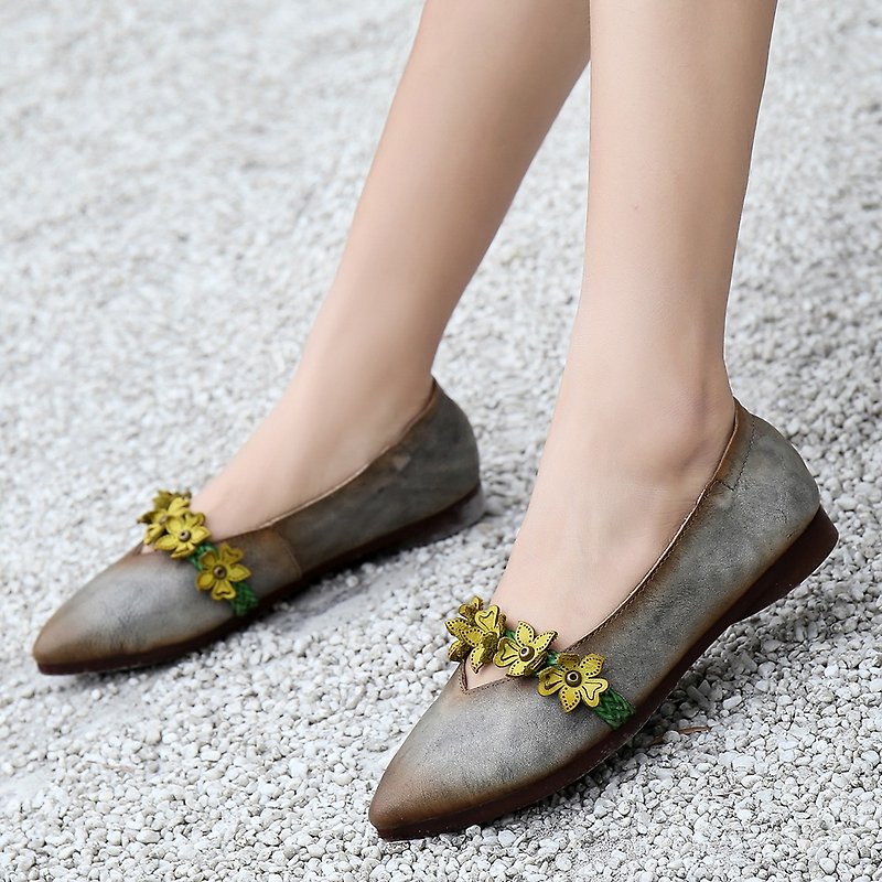 Literary flowers flat handmade women's shoes pointed toe all-match spring shoes - Mary Jane Shoes & Ballet Shoes - Genuine Leather Brown