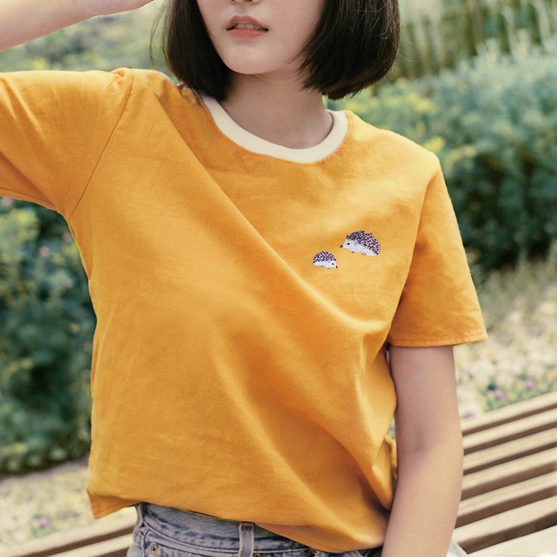 Hedgehog -Embroidery /Yellow mustard,Vintage Pink -Top【雙 11 限定】 - Women's Tops - Cotton & Hemp Yellow
