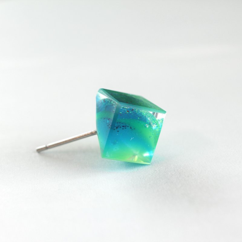 The Traveler / Resin Earrings - Single /  ICE CUBE - Earrings & Clip-ons - Resin Green