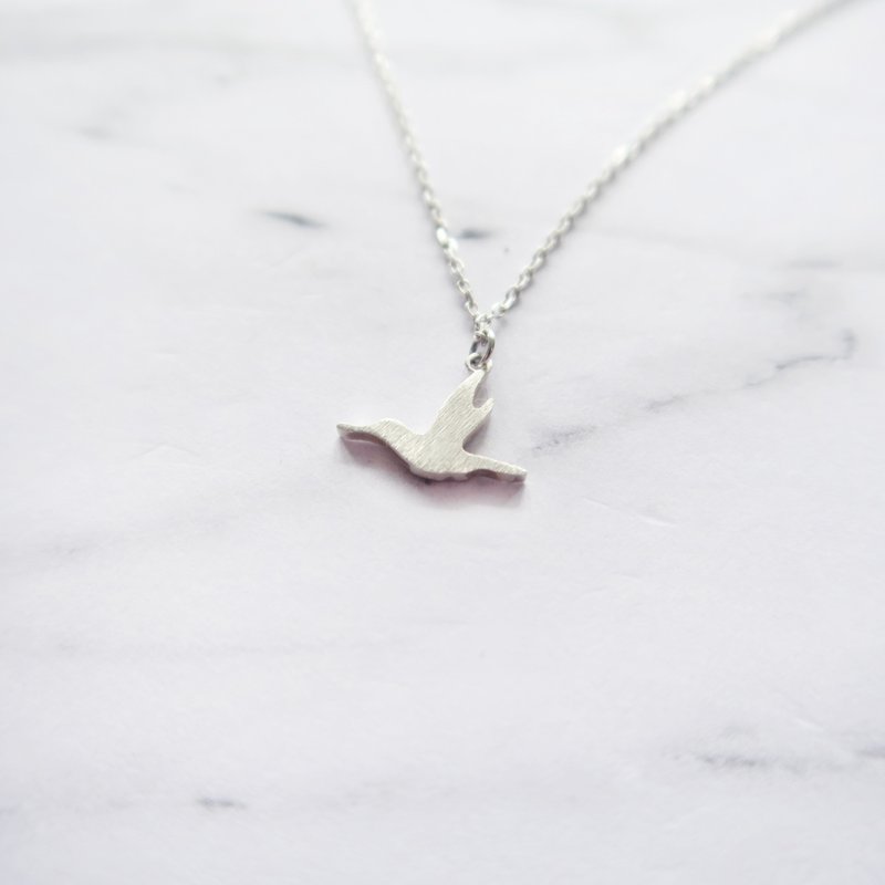 925 Silver Bird Happiness Hairline / forging knock pattern necklace / Valentine / Gifts / friends / birthday / Mother's Day - สร้อยคอ - โลหะ สีเงิน