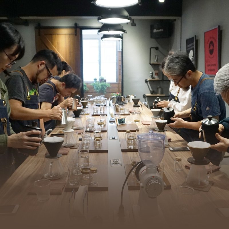 【新北教室】手沖咖啡基礎課程丨為自己沖煮杯咖啡與注入美好感受 - 烘焙/烹飪/料理 - 其他材質 