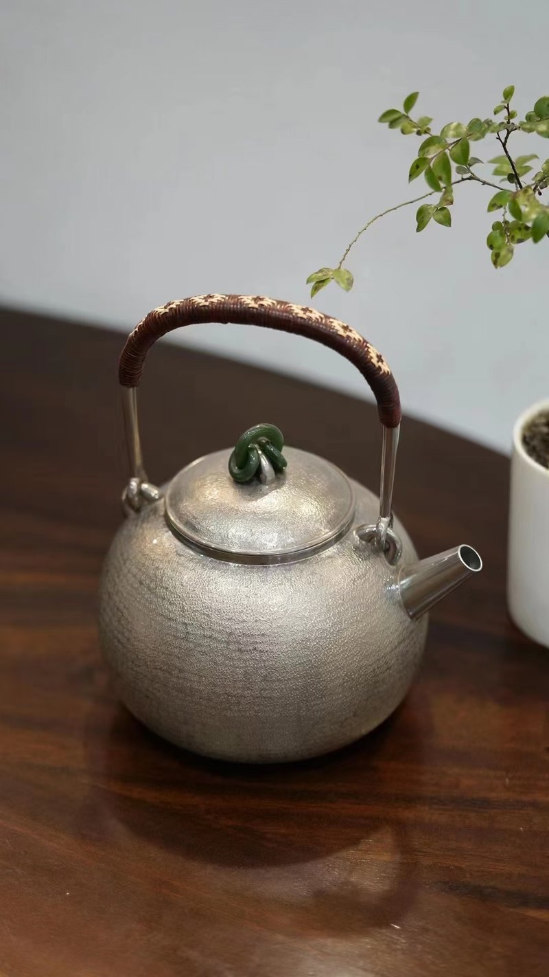 尚幀品 卣式碧玉三環提梁壺 9999純銀壺 紫皮銀壺 1100cc - 茶壺/茶杯/茶具 - 純銀 