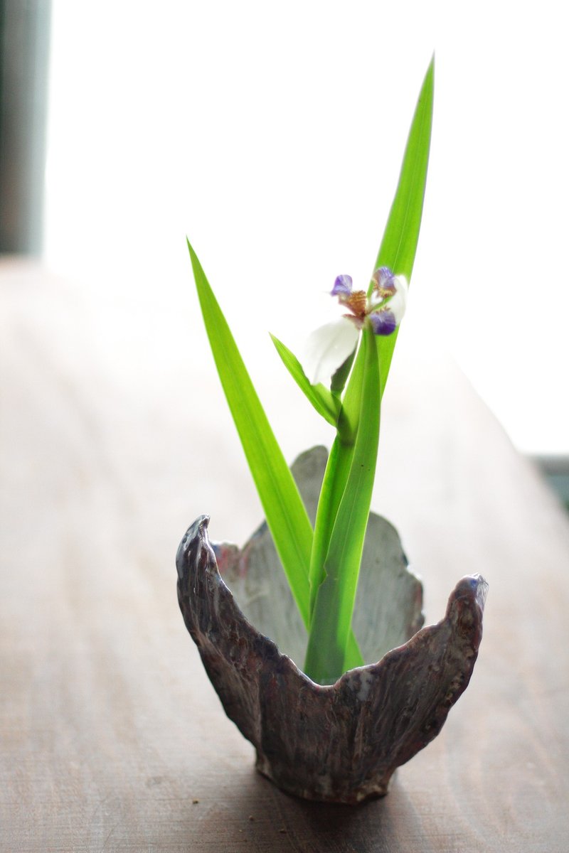 魔幻靛藍紫手工花器 - 花瓶/花器 - 陶 藍色