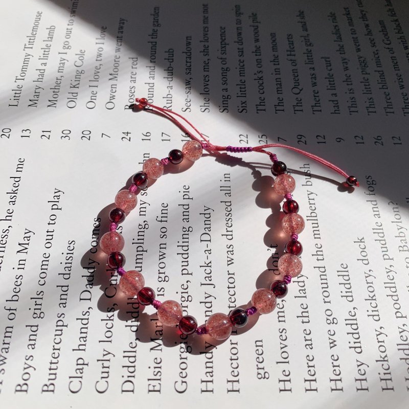 浪漫與你。天然草莓晶復古編織手鏈 石榴石桃花人緣健康抽繩手繩 - 手鍊/手環 - 水晶 紅色