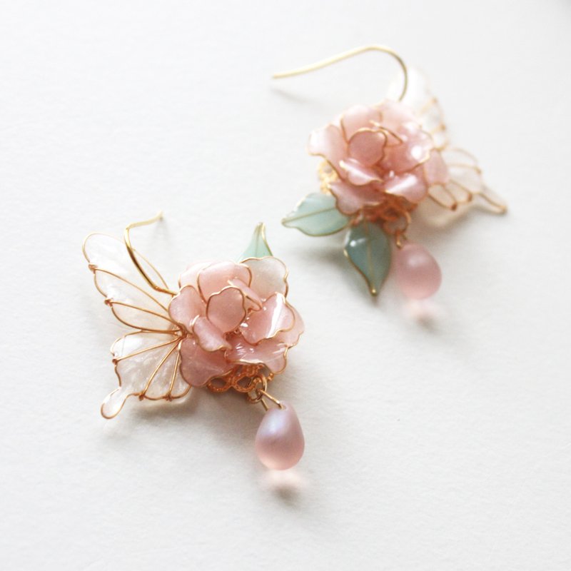 [Rose Butterfly Earrings] Rose Butterfly Bronze Resin Earrings/ Clip-On - Earrings & Clip-ons - Resin Pink