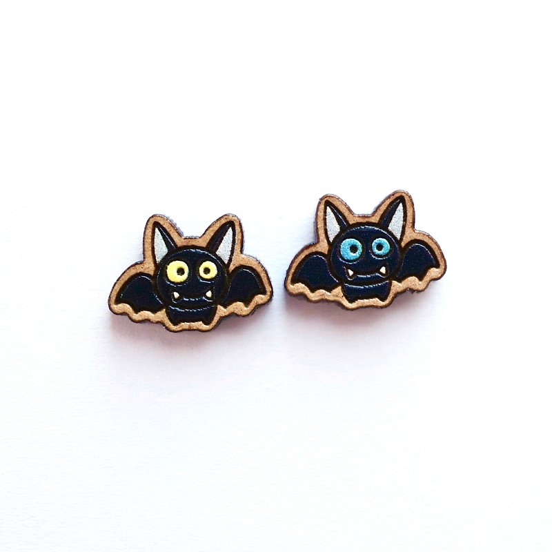 Painted wood earrings-Bat - ต่างหู - ไม้ สีดำ