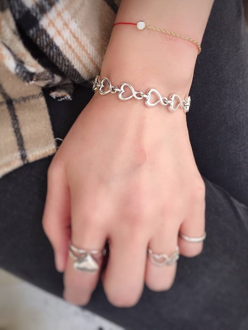 Sterling Silver Hollow Heart Bracelet *Limited to 925 Travel - สร้อยข้อมือ - เงินแท้ สีเงิน