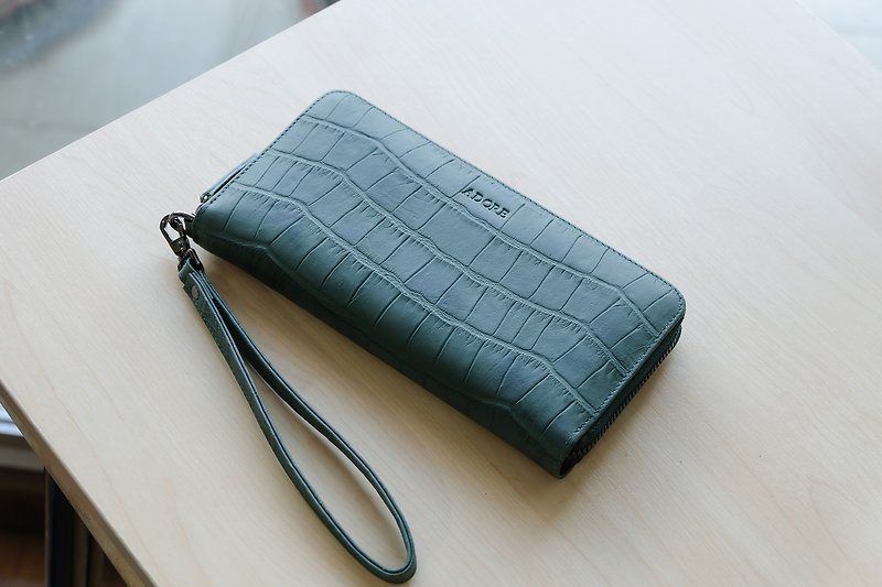 MeLLow - Round Zip Wallet - Forest Green (Cow leather with Croco Embossed) - 長短皮夾/錢包 - 真皮 綠色