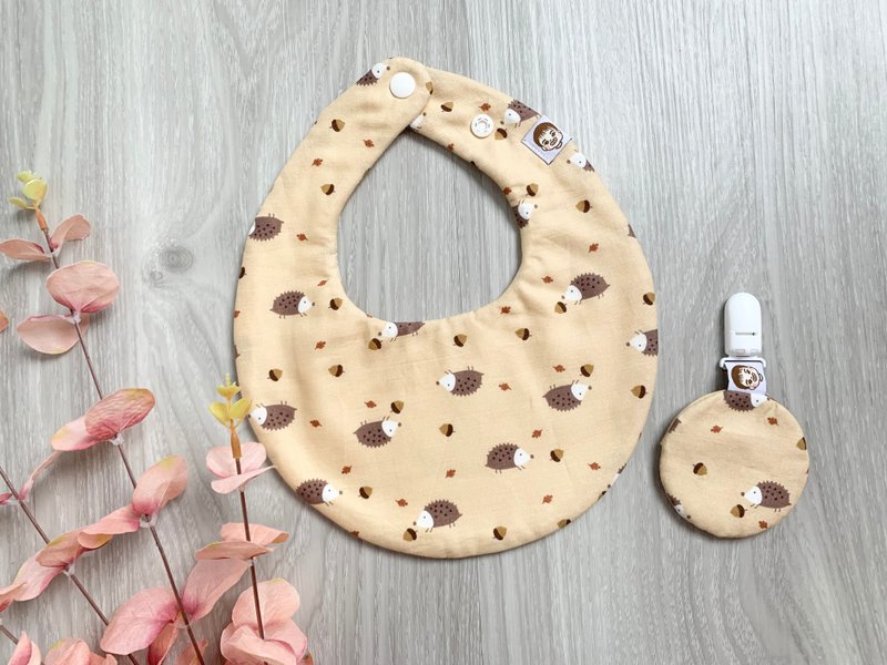 忙碌的大地小刺蝟 圍兜兜 口水巾 彌月組 - 圍兜/口水巾 - 棉．麻 