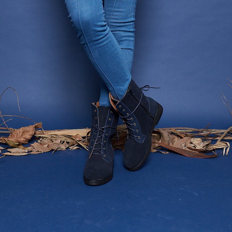 【凜冬遠征】率性簡約牛皮中筒靴_藏青海藍 - 女款長靴 - 真皮 藍色