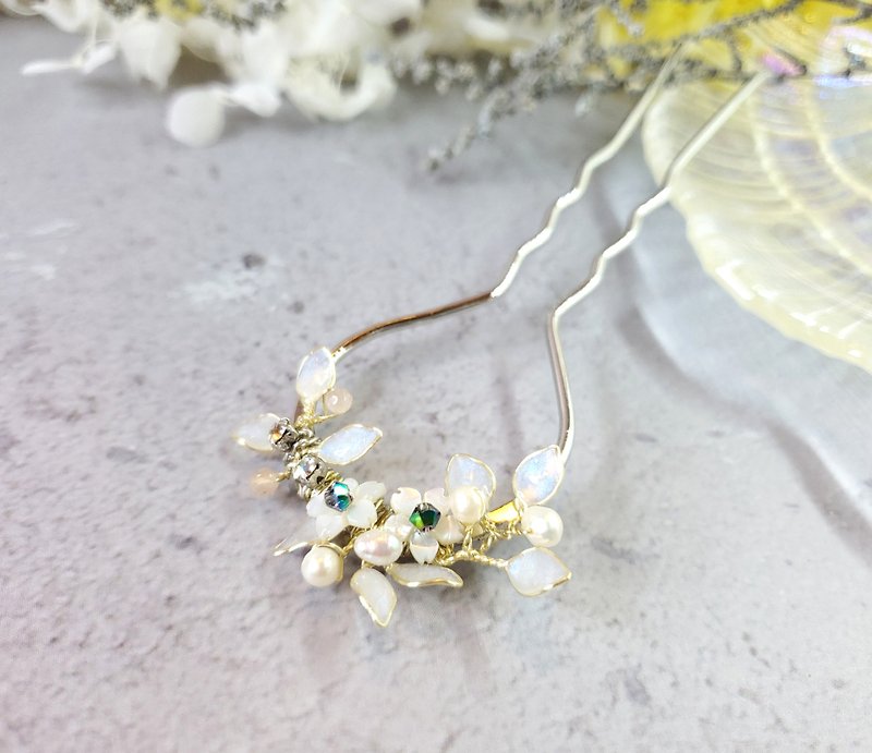 White Moonlight Shell Cherry Blossom Liquid Hair Fork Limited Edition - Hair Accessories - Resin White
