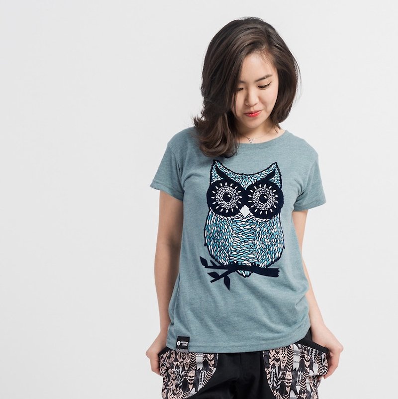 [Forest Series] Owl Classic T Female - Twist Blue - เสื้อยืดผู้หญิง - ผ้าฝ้าย/ผ้าลินิน สีน้ำเงิน