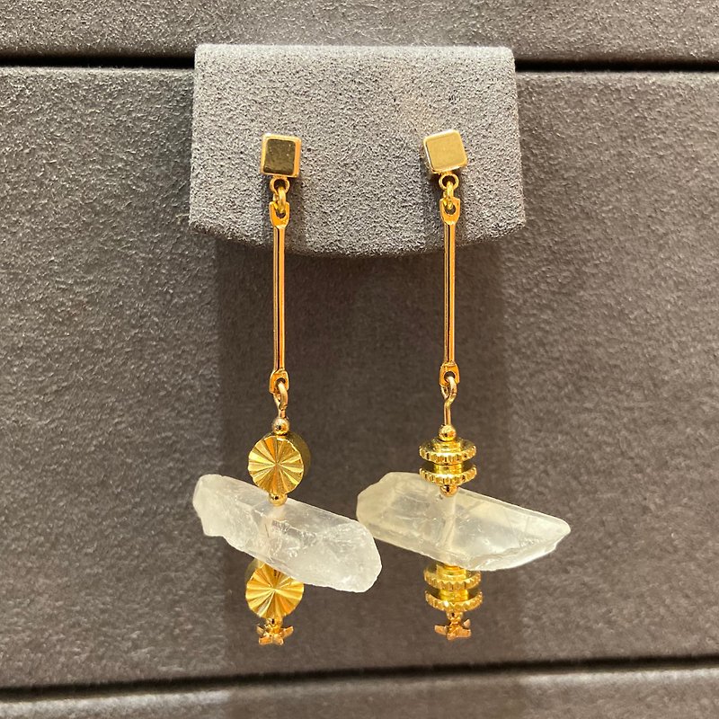 天然水晶耳環 不規則水晶耳環 純銀飾物 可改耳夾 - 耳環/耳夾 - 半寶石 金色