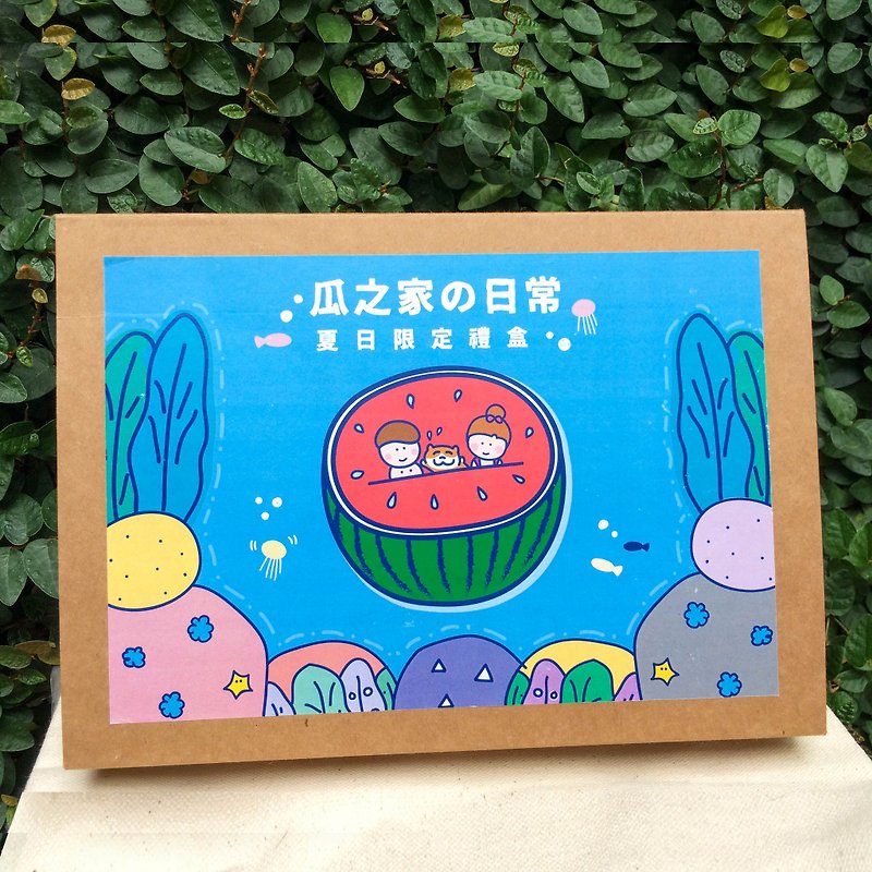 Watermelon Gift Box Handmade Canvas Group Exchange Gift Canvas Bag Gift - กระเป๋าถือ - ผ้าฝ้าย/ผ้าลินิน สีแดง
