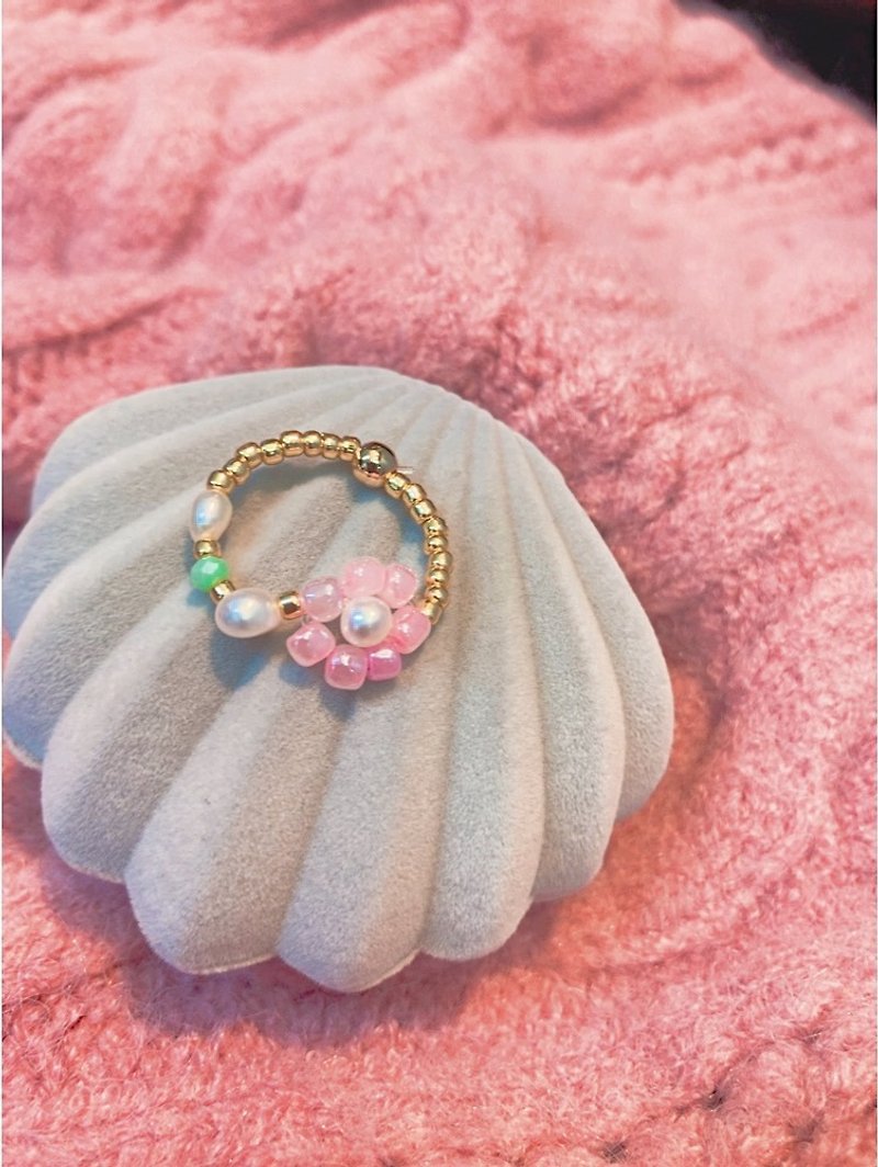 BLUSH ON - 粉色水晶小花玻璃珠珍珠戒指 | Y2K 甜美女生 - 戒指 - 珍珠 