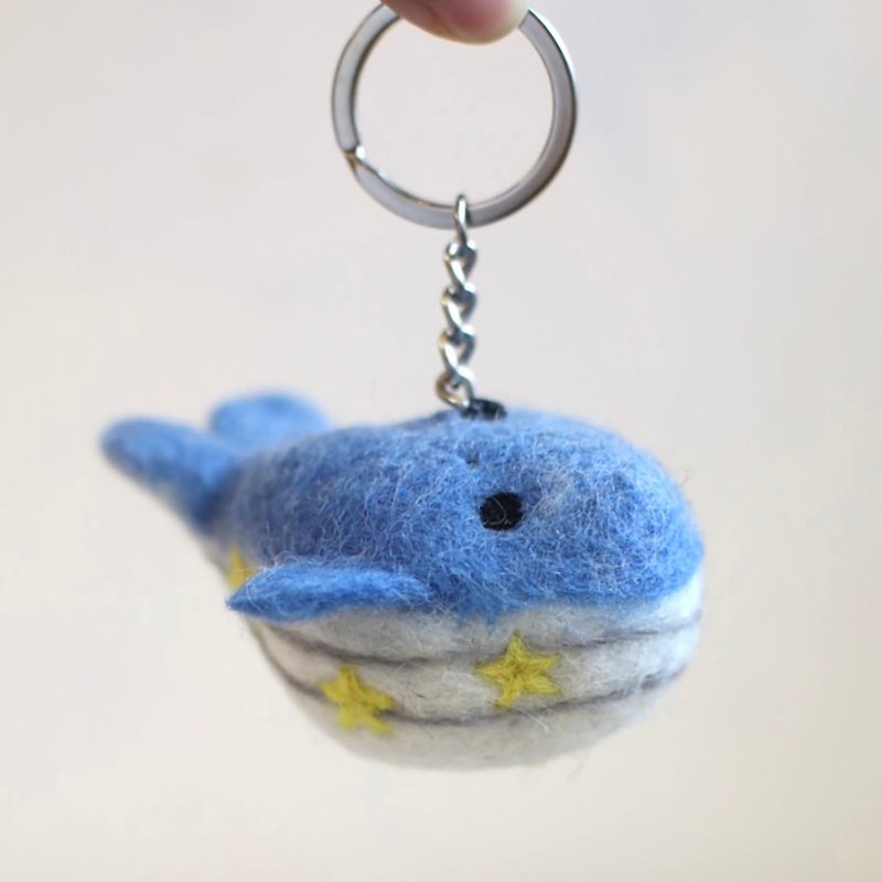 羊毛氈 鑰匙圈 鯨魚 - 鑰匙圈/鎖匙扣 - 羊毛 藍色