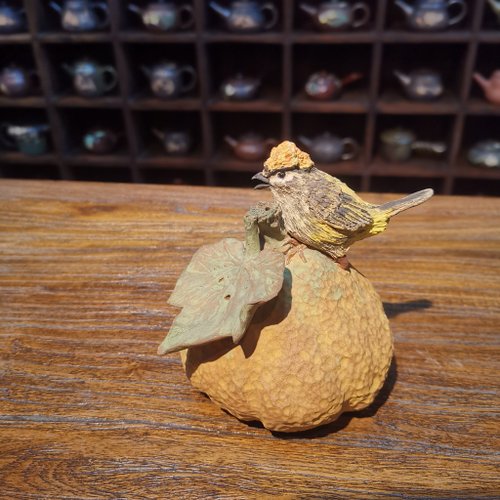 彩揚藝術中心 火冠戴菊磨墨水滴