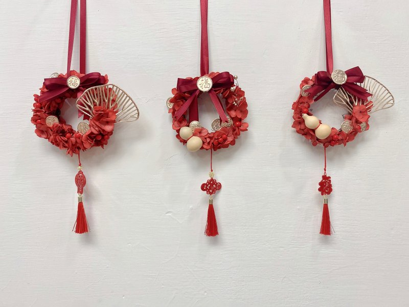 Everlasting Wreath Car Hanging Home Decoration New Year Flower Gift - ตกแต่งผนัง - พืช/ดอกไม้ สีแดง