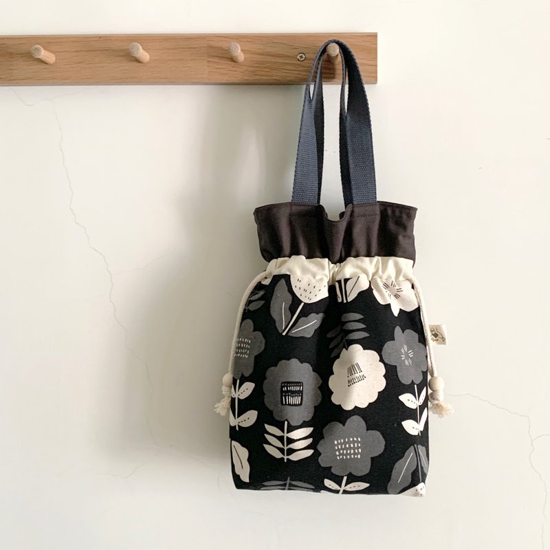 【River】Beam Portable Dual-purpose Bag (Middle)/Garden/Black - กระเป๋าถือ - ผ้าฝ้าย/ผ้าลินิน สีดำ