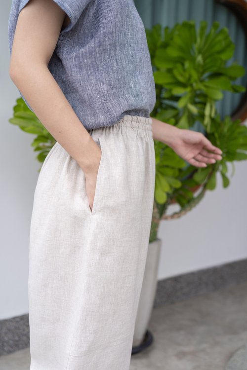 Natural Linen Balloon Pants with Button Details at the Leg - Natural Color