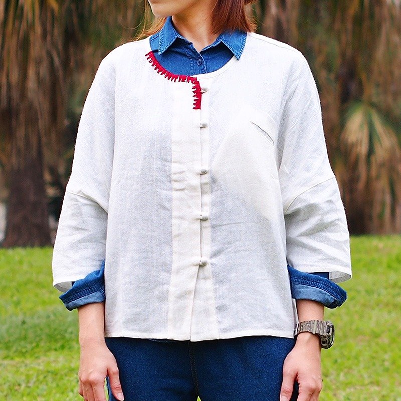 Calf village Calf Village ├ not Zhuangshan ┤ original theatrical cotton plate buttons short-sleeve shirt fifth change the tide of youth {-} white design Limited - Women's Tops - Cotton & Hemp White