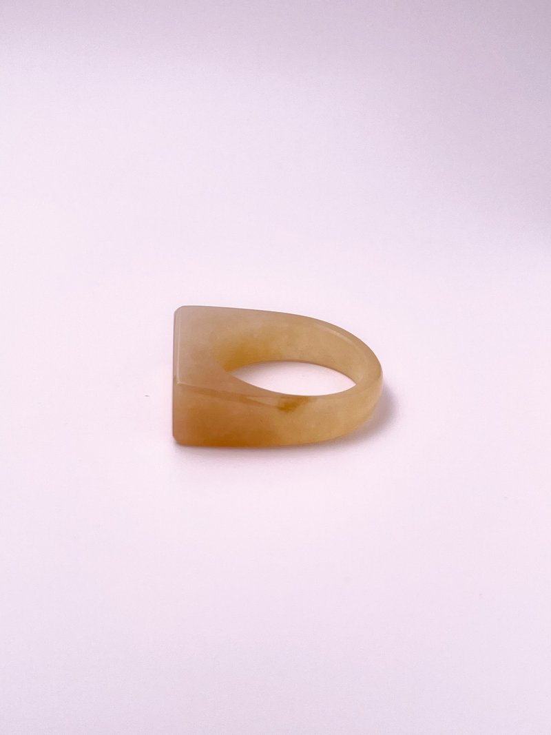 Natural Hetian Jade Gold Sugar Ring Hong Kong Code 17 Half Seen #155 - แหวนทั่วไป - หยก สีทอง