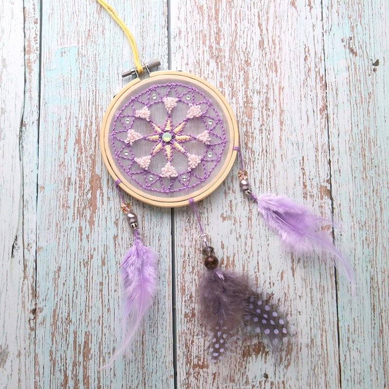 俄羅斯刺繡-捕夢網創作工作坊 - 編織/羊毛氈/縫紉 - 絲．絹 