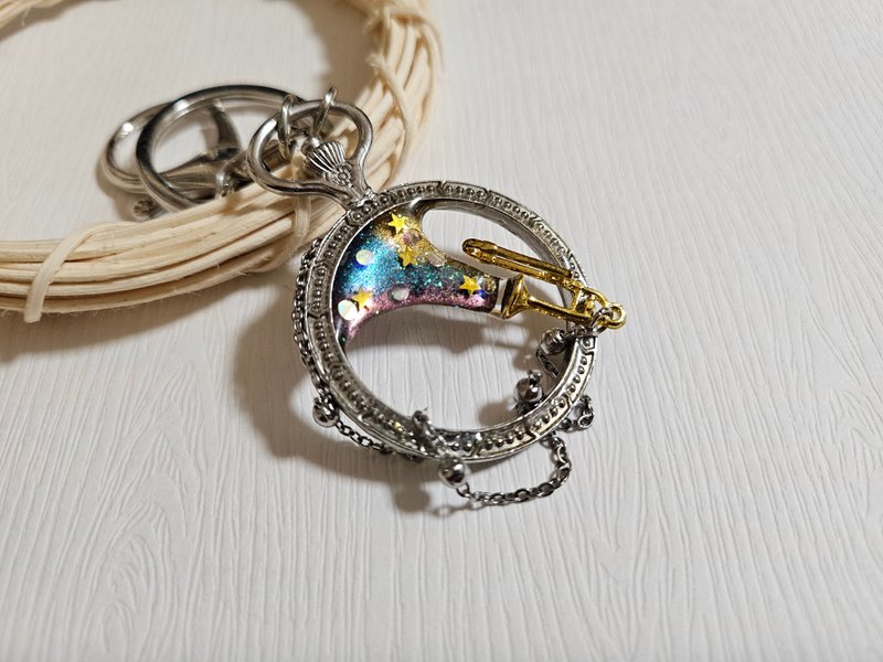 Original pendant rock soul colorful melody hollow design exclusive creation music keychain - Keychains - Resin Multicolor