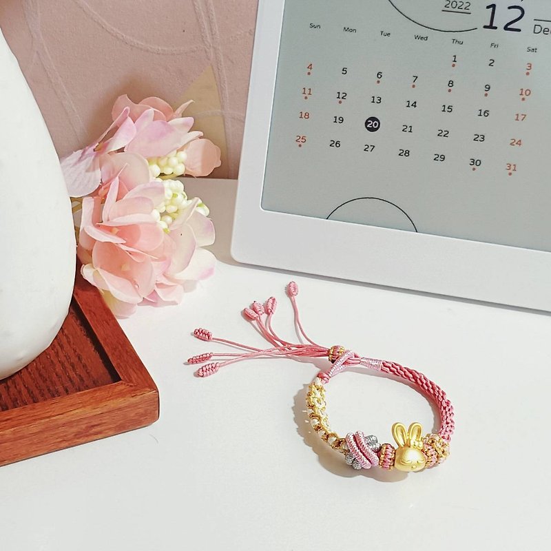 Handmade | Rabbit Peach Blossom Braided Hand Rope Rabbit Peach Blossom Braided Bracelet - Bracelets - Other Materials Pink