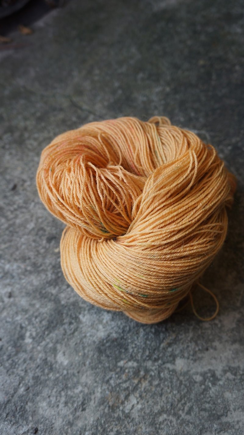 Hand dyed socks line - milk candy (4ply socks line / blue sheep) - Knitting, Embroidery, Felted Wool & Sewing - Wool 