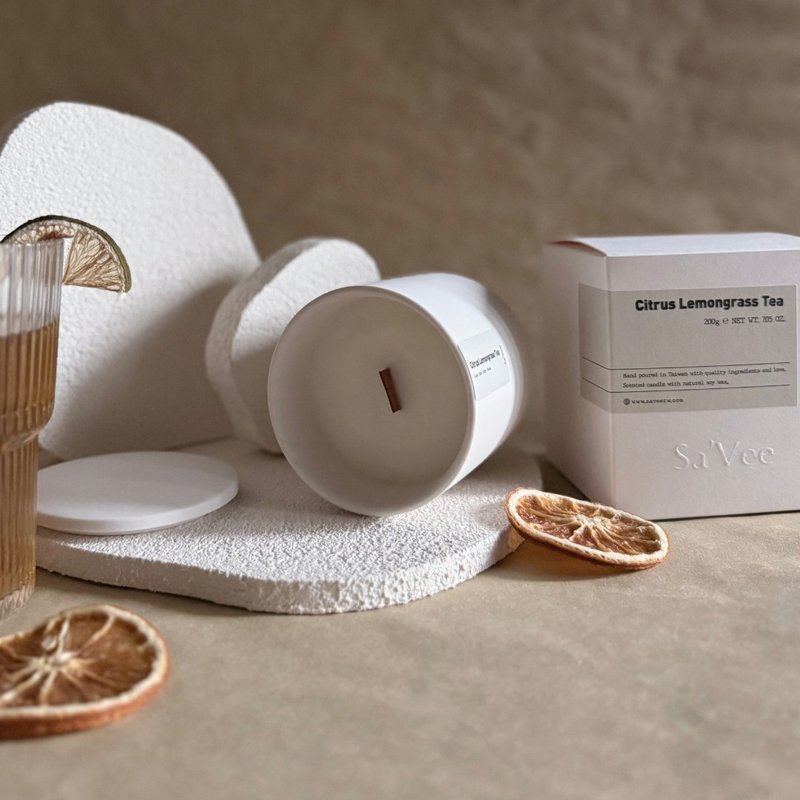 陶杯木芯蠟燭 No.20 Citrus Lemongrass Tea 香檸茶 柑橘茶香調 - 香氛蠟燭/燭台 - 陶 白色